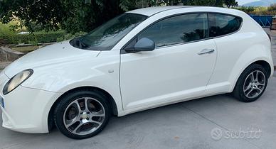 Alfa Romeo Mito 1.3  JTDm 90 CV buone condizioni