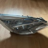 Faro anteriore destro opel meriva