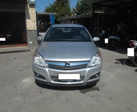 Opel Astra 1.7 CDTI 101CV 5 porte Cosmo 07