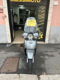 Aprilia Scarabeo 250 fine 2005 - PERMUTE