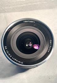 Zeiss Distagon 21mm - f/2.8 EF