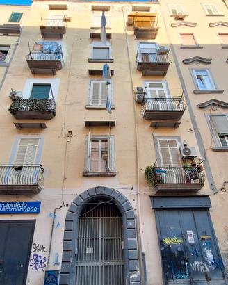 Zona Centro Storico - deposito 25 mq