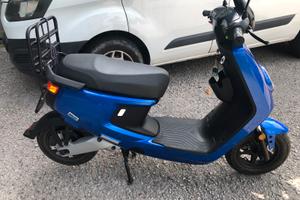 NIU 50