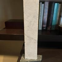 Soprammobile  in marmo