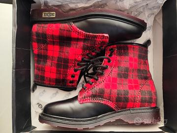 anfibi da donna cult