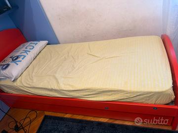 Singolo con letto sotto che diventa matrimoniale