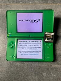 Nintendo DSi XL + Professor Layton paese dei miste