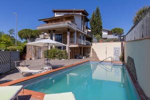 Casa con Piscina privata Poggibonsi