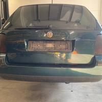 PARAURTI POSTERIORE PER VW PASSAT B5 ANNO 2002