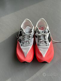 NEW BALANCE FUELCELL SUPERCOMP PACER V2