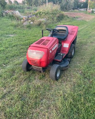 Trattorino tagliaerba MTD