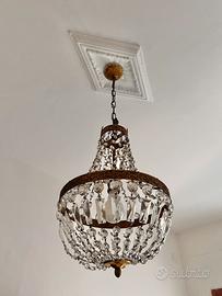 Lampadario a sospensione imperiale.