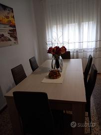 Tavolo da cucina / salotto elegante