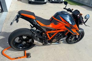 KTM 1290 Super Duke R – 2021