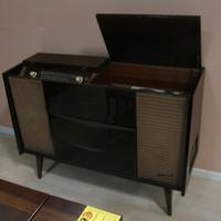 Radio giradischi anni 50 Blaupunkt
