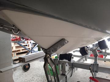 Gommone completo