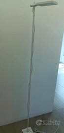 Piantana led minimal