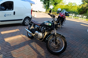 Triumph Bonneville 2006 carburatori