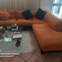 Divano angolare in pelle