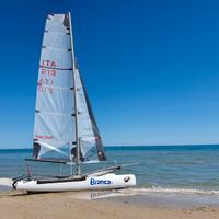 Catamarano Dart Hawk F18