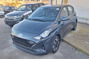 HYUNDAI i10 PRONTA CONSEGNA KM0