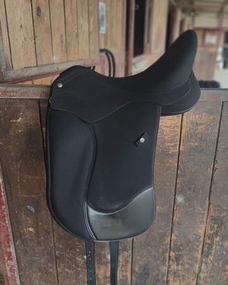 Sella da dressage