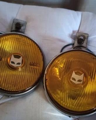2 FENDINEBBIA MARCHAL YELLOW AUTO D'EPOCA FOG
car