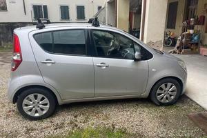 Auto con meccanica perfetta