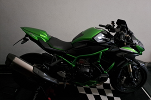 Kawasaki zh2 se Performance