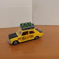 Mebetoys Fiat 124 Raid no Politoys Dinky Corgi 