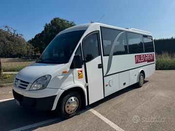 Iveco Dayli bus Delfino 22+ autista