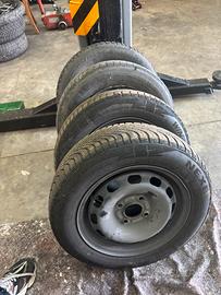 Cerchi ford 4 fori 175/65/R14