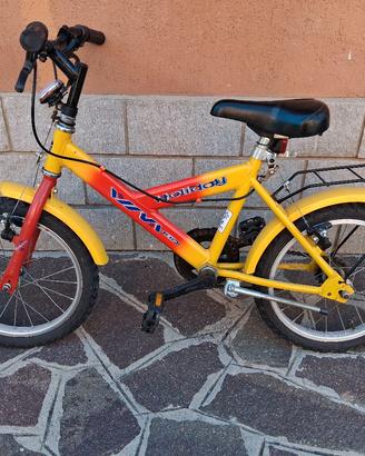 bicicletta bimbo 4/5 anni gomme del 16