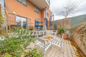 Quadrilocale via Rodrigo De Triana, Garbatella, R