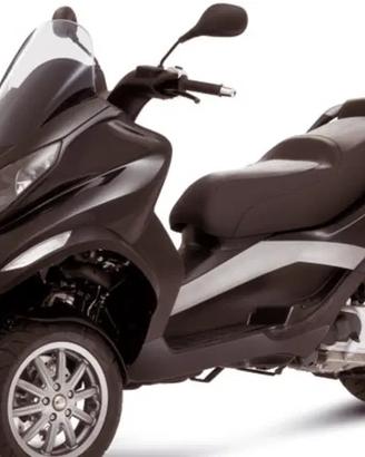 Piaggio MP3 250