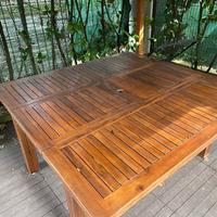 Tavolo da esterno + 6 sedie