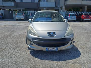 Peugeot 207 1.4