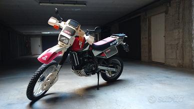Suzuki DR 650 - 1990