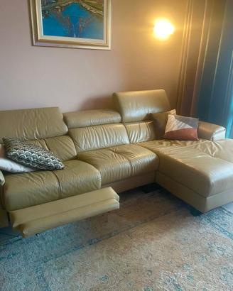 Divano in pelle con relax elettrico