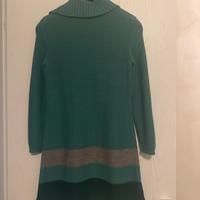 Vestito di lana fatto a mano