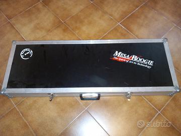 Flight case per effetti chitarra 