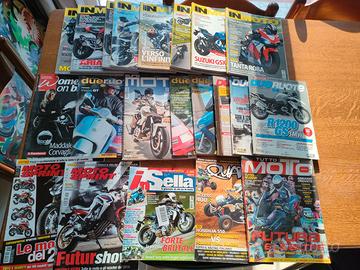Stock riviste motociclistiche