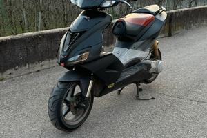 APRILIA SR 50 FACTORY 2009