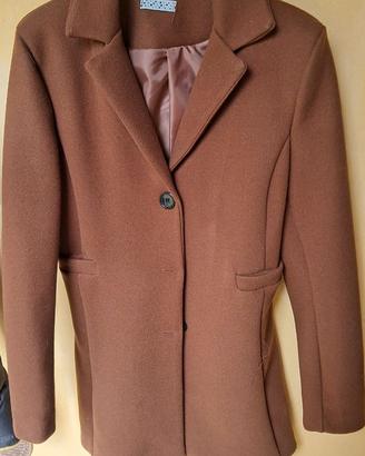 Cappotto leggero primaverile marrone nuovo