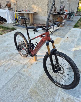 Mondraker Crafty Carbon RR 2025