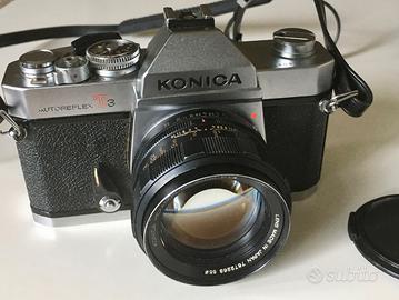 KONICA autoreflex T3 con ottiche
