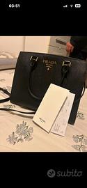 Borsa prada nuova pelle nera