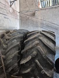 gomme+cerchi metitrebbia/trattore