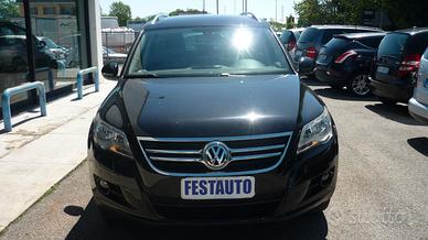 Volkswagen Tiguan 2.0 TDI DPF 4MOTION Sport & Styl