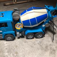 Camion betoniera bruder celeste e rosso 2 veicoli